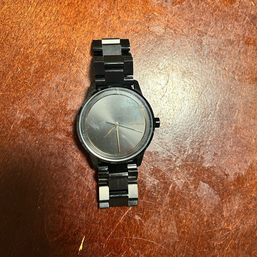 Men’s black mvmt watch